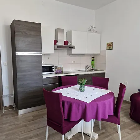 Darka شقة Kaštela